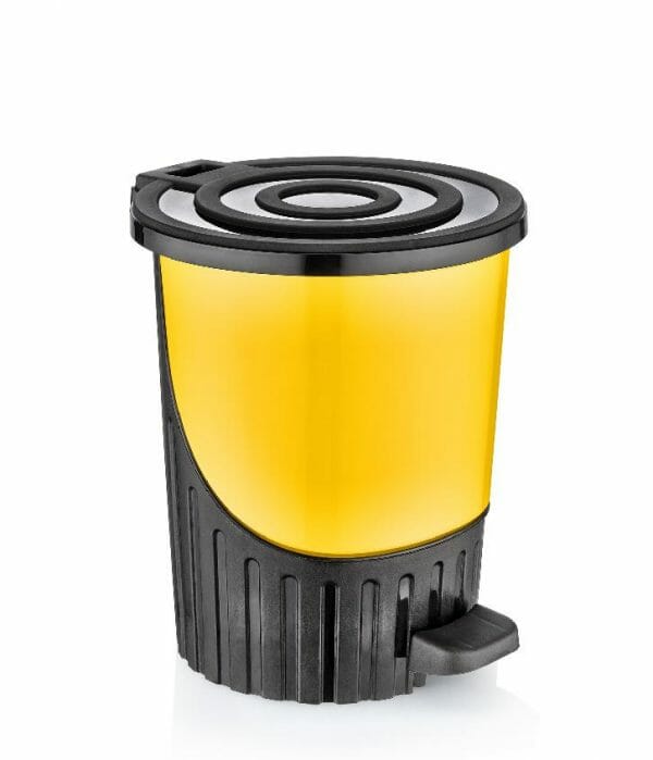 Bote de Basura Amarillo Con Pedal 8 lts - Image 3
