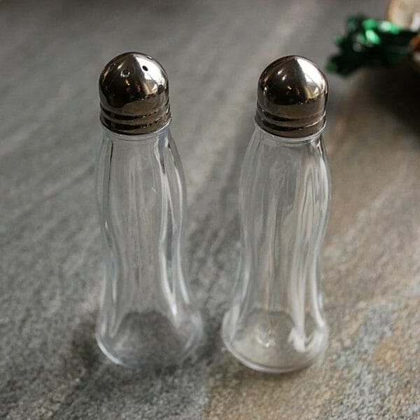 Juego Set De 2 Saleros de Vidrio Con Tapa de Metal 35 ml - Image 4