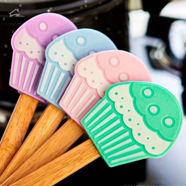Espátula Miserable De Silicon Cupcake 19 Cm Mango De Madera / 19 Cm