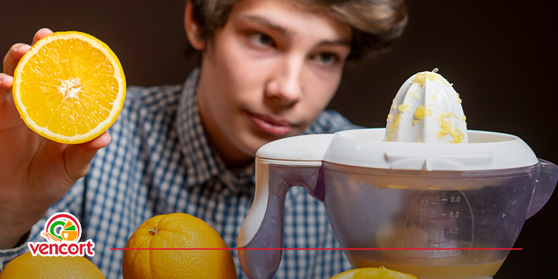 Exprimidor manual de naranjas, ideal para el hogar